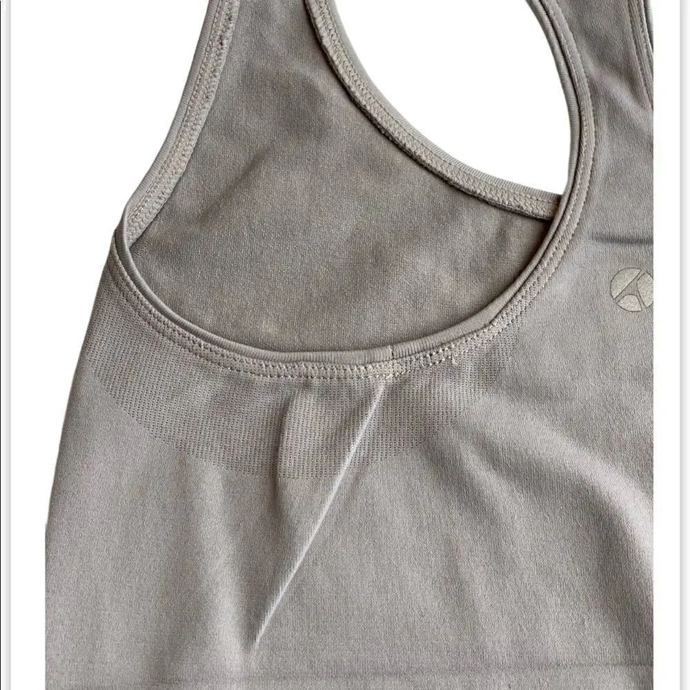 Avocado Activewear Workout Top Tank Beige - Picture 4 of 9